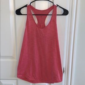 Lululemon tank size 6 very gently worn